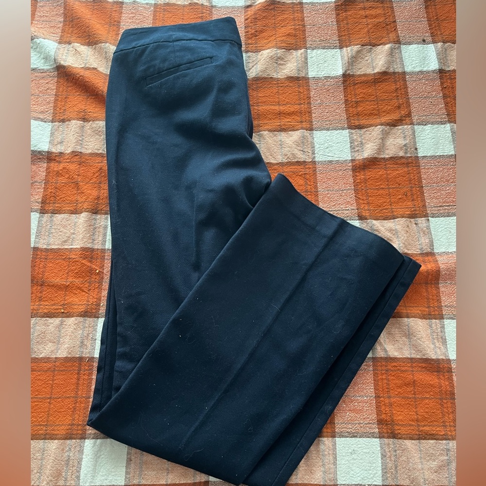 BANANA REPUBLIC